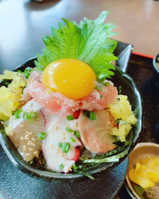 海鮮丼定食